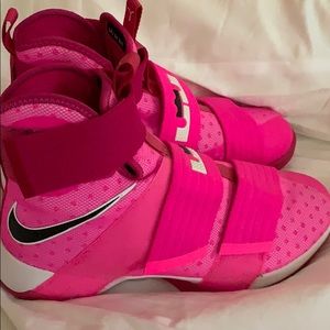 Nike Lebron 2016/17 Soldier 10’s